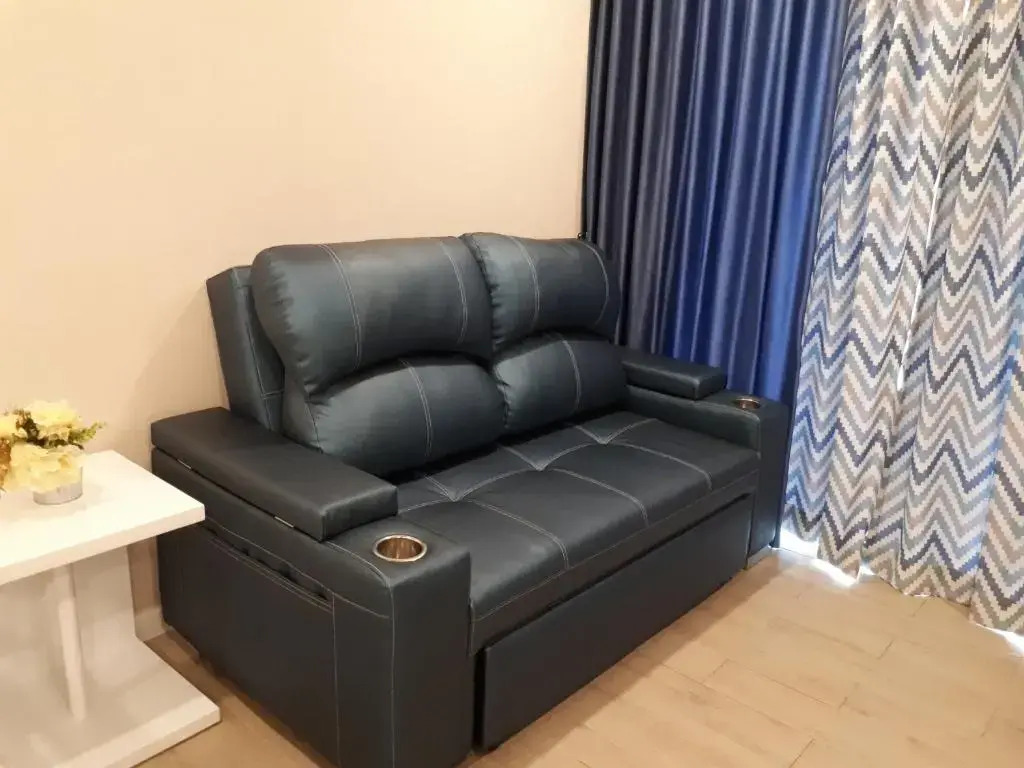 Seven Seas Resort Pattaya & Sofa bed