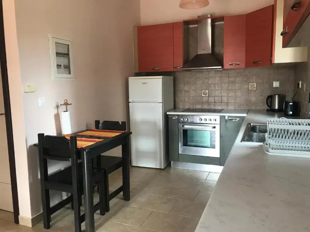 Lotus Sea View Studio Apartment 2