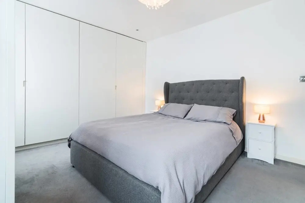 Beautiful Modern 2 Bedroom Flat in Putney