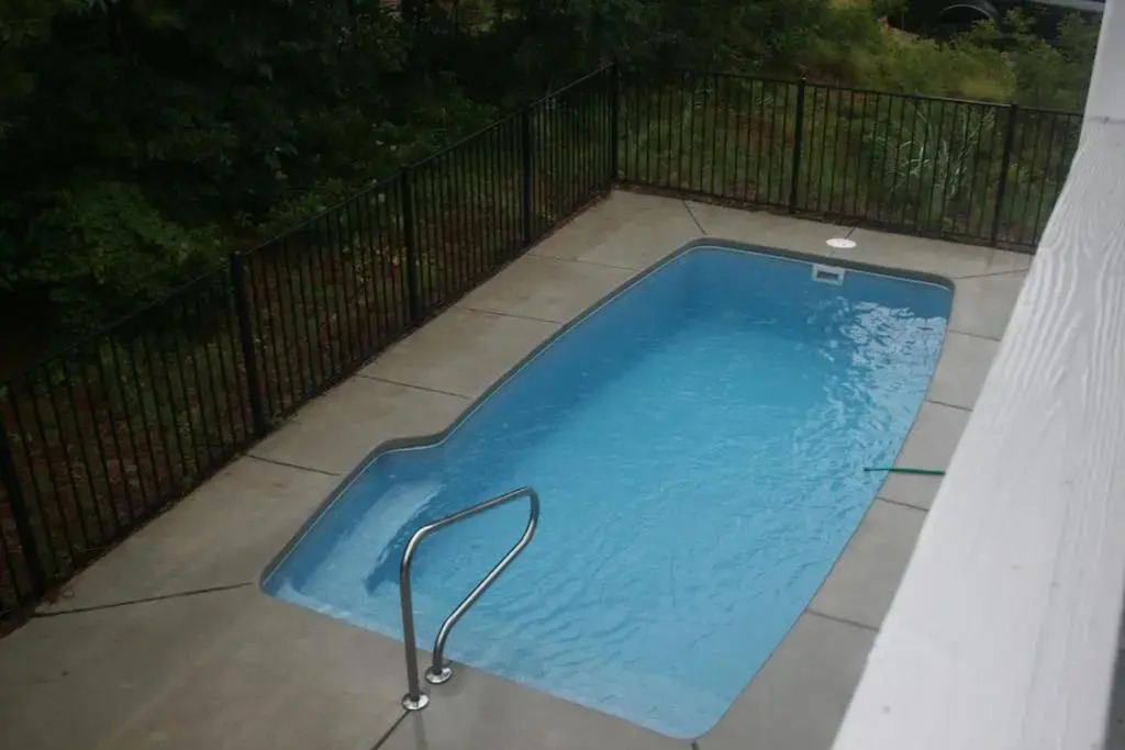 OBX Family Home with Pool - pet friendly - close to beach