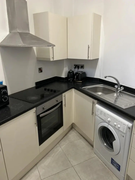 Lovely 1-bed Apartment in Salford
