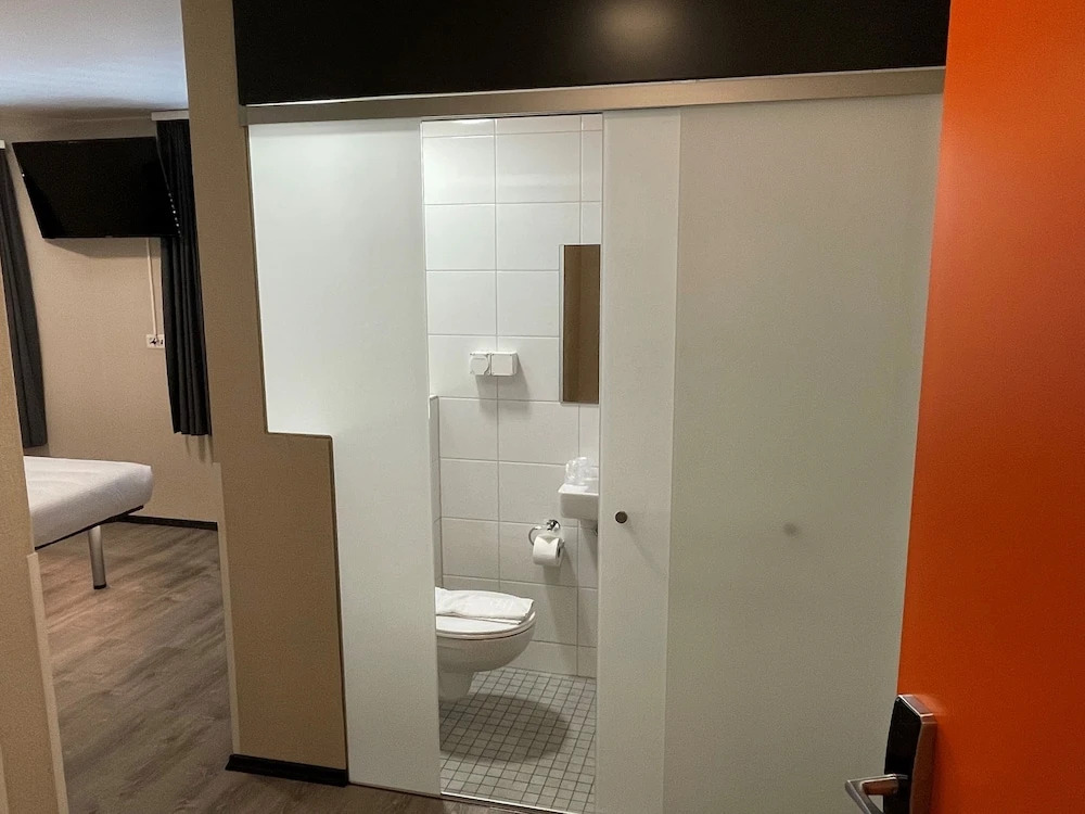 easyHotel Zürich City Main Station
