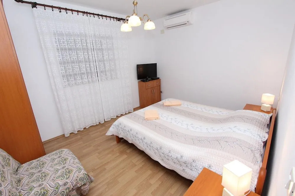 Apartment Robi