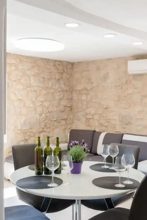 Luxury Apartment Ladovina