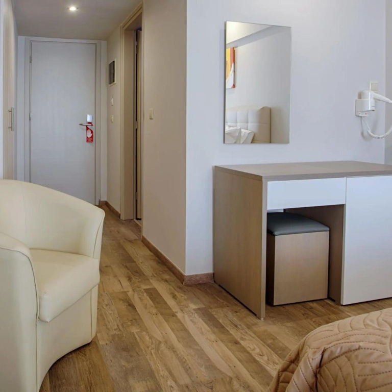 Irini Hotel