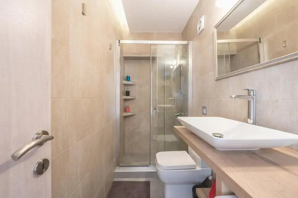 ✰Bright, renovated, spacious and cosy studio✰