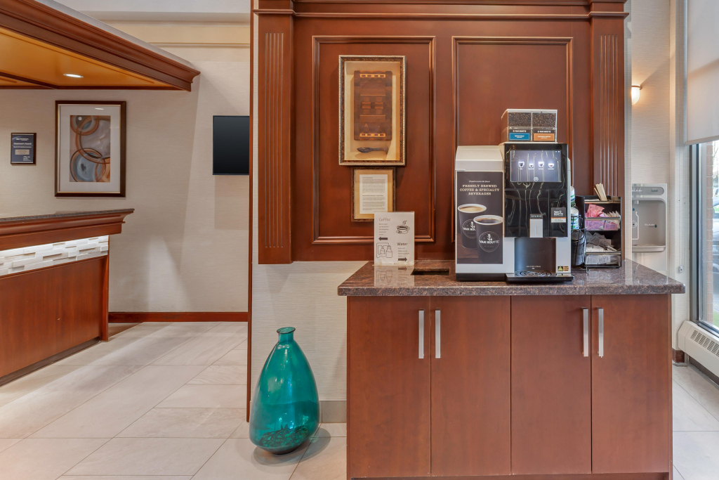 Best Western PLUS The Arden Park Hotel