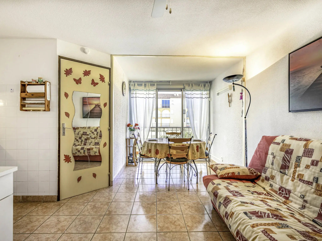 Apartment Les Maisons sur la Plage-3 by Interhome