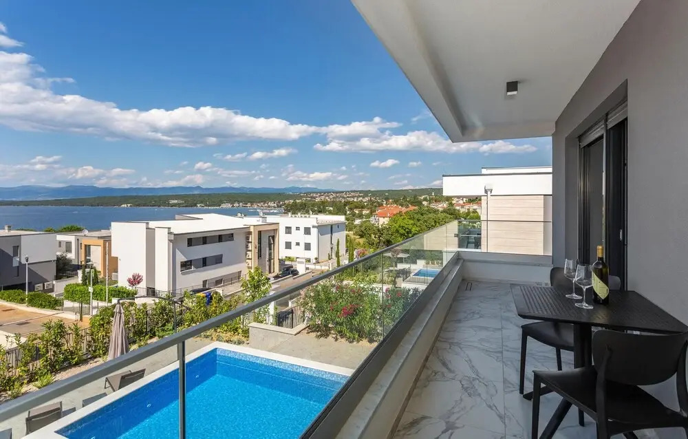 Beautiful Apartment in Malinska With Outdoor Swimming Pool, Wifi and 3 Bedrooms