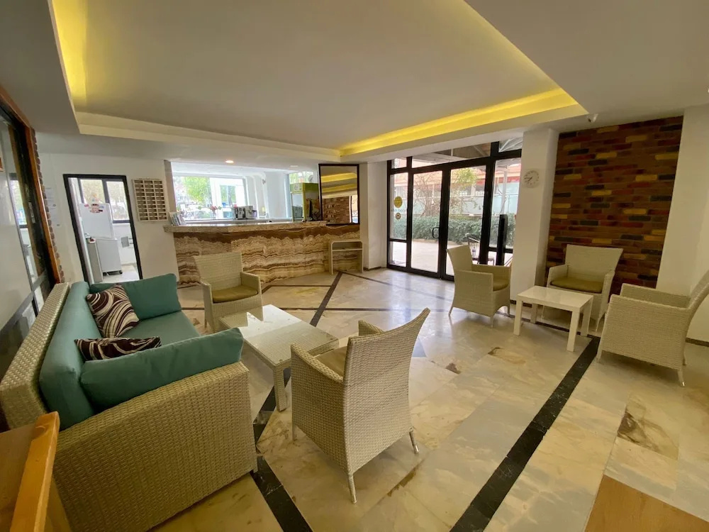 Eda Hotel