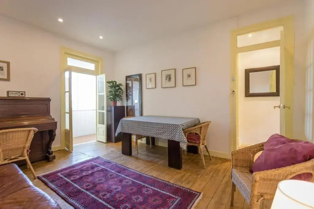 Charming flat with 2 bedrooms on Lisbon's 7th hill