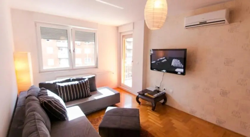 Apartment Lenilu