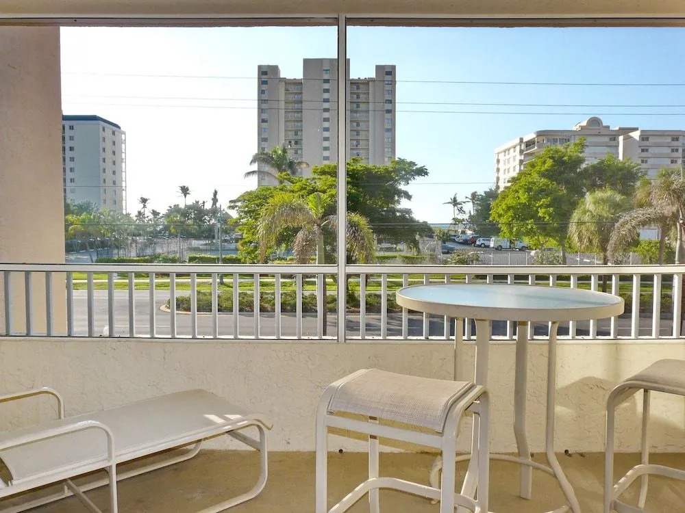 Relaxing Inland Condo With Pool and Steps to Beach