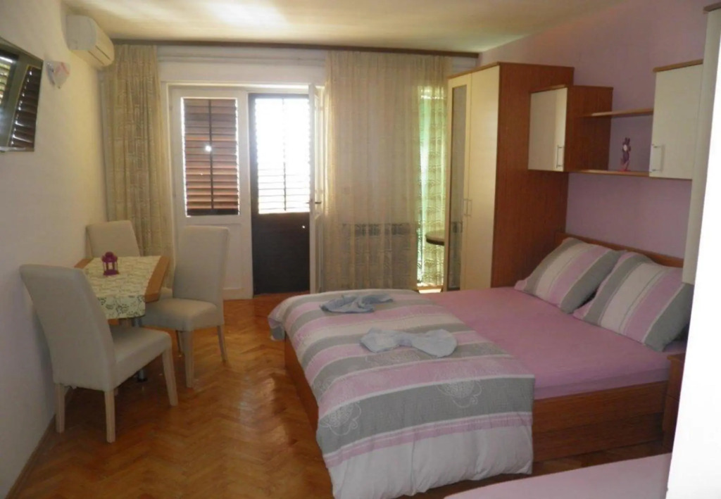 Vese - 200 m from beach - SA2(2+1)