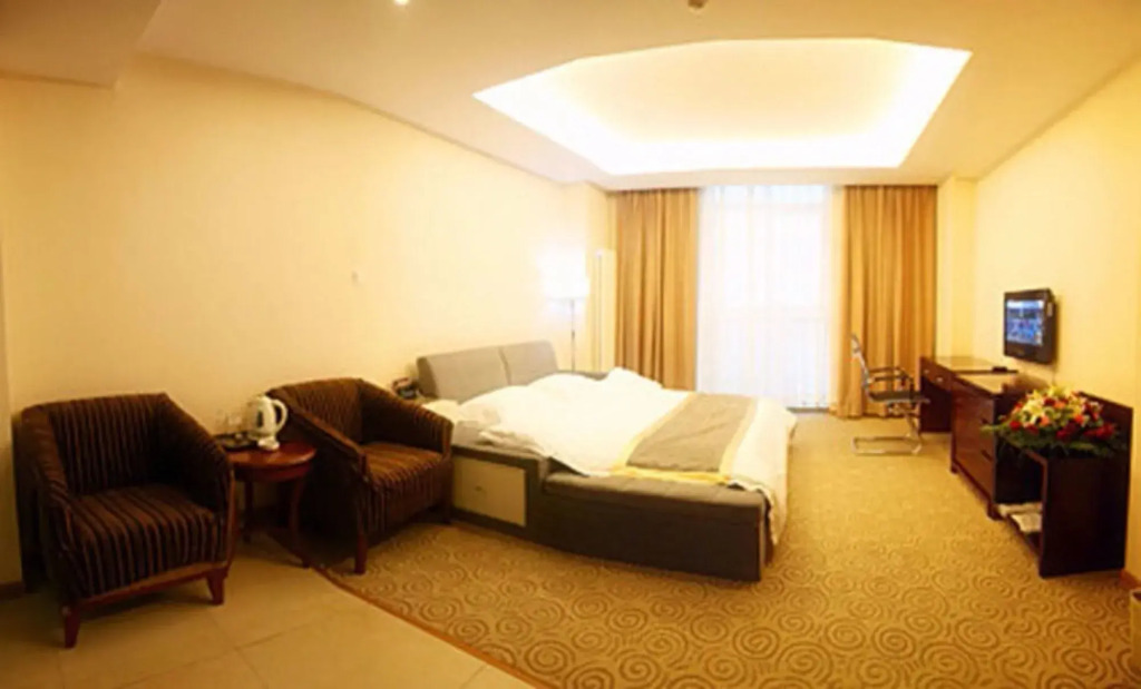 Tianjin Ruijing Waitan Hotel