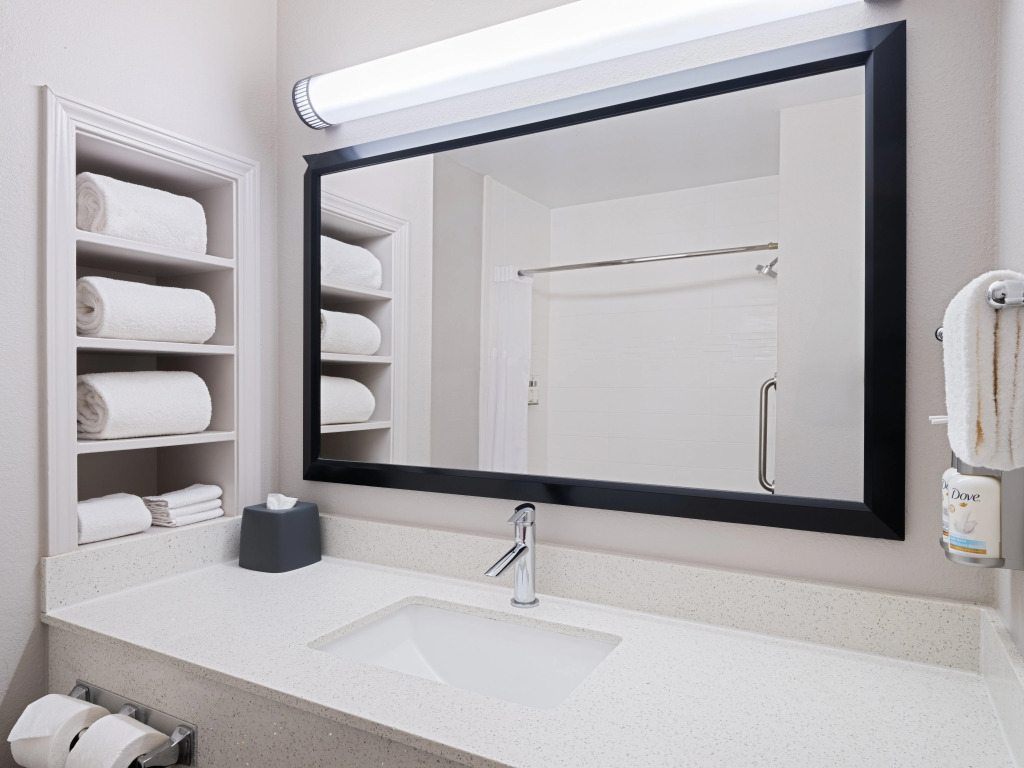 Garner Hotel Longview South by IHG