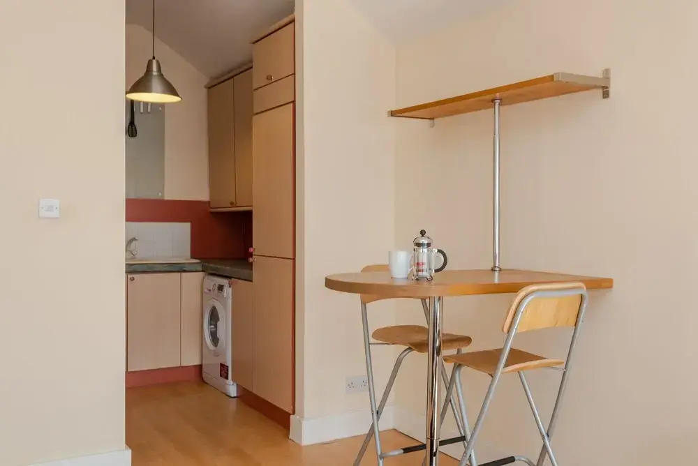 Light and Clean 2bed Flat, Nearby Liverpool Street