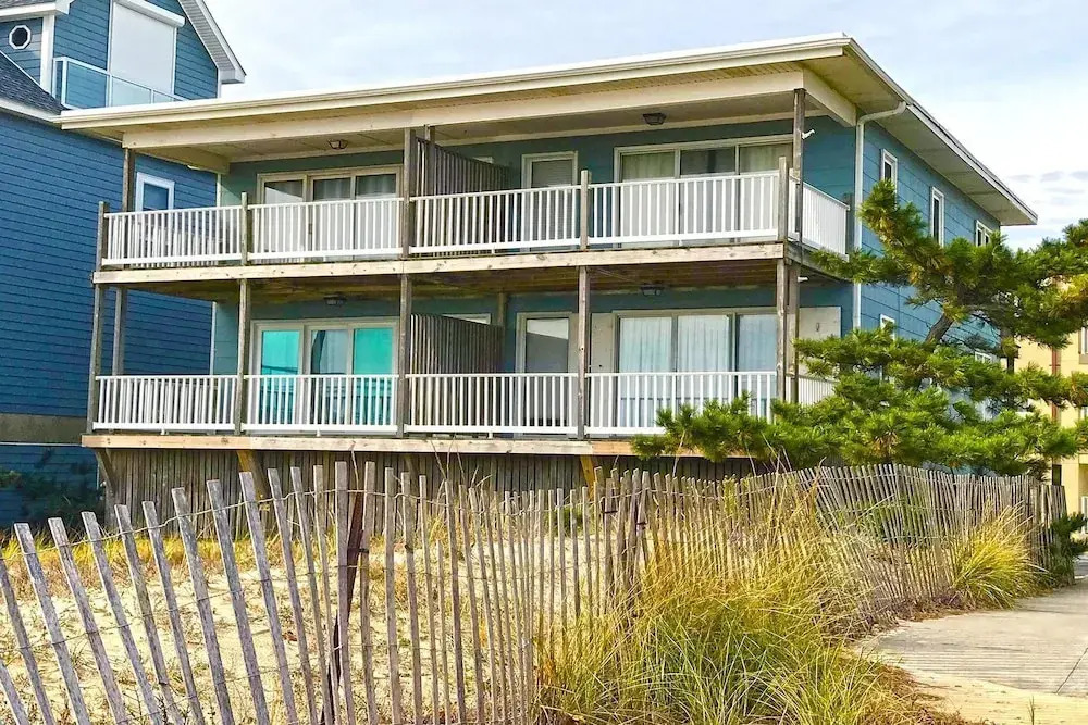 Sunstar 3 2 Br condo by RedAwning