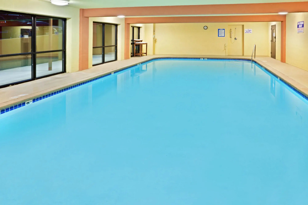 Holiday Inn Express Portland South - Lake Oswego by IHG