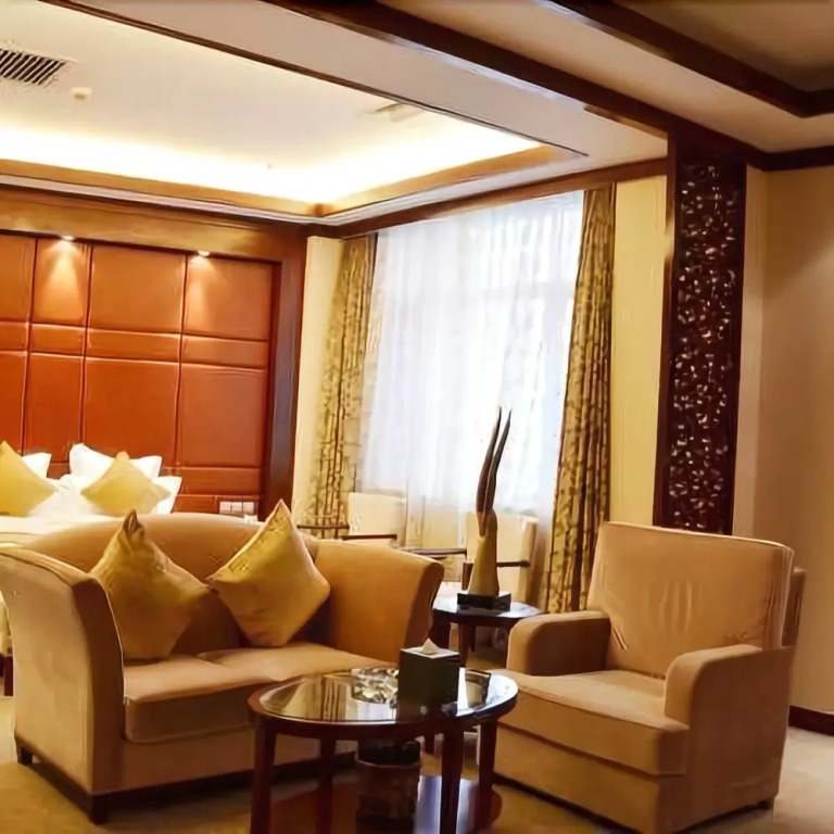 Jiu Yuan International Hotel