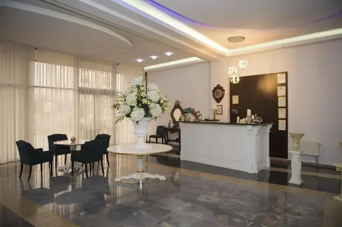 Arta Hotel