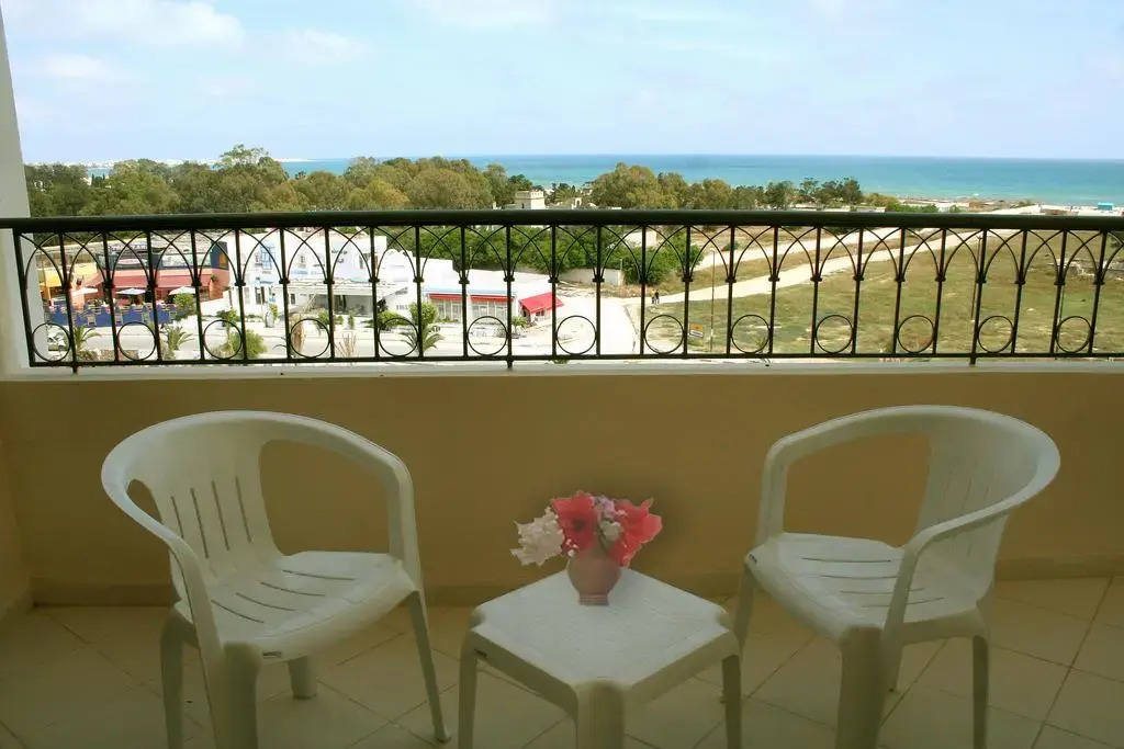 Отель African Queen Hotel