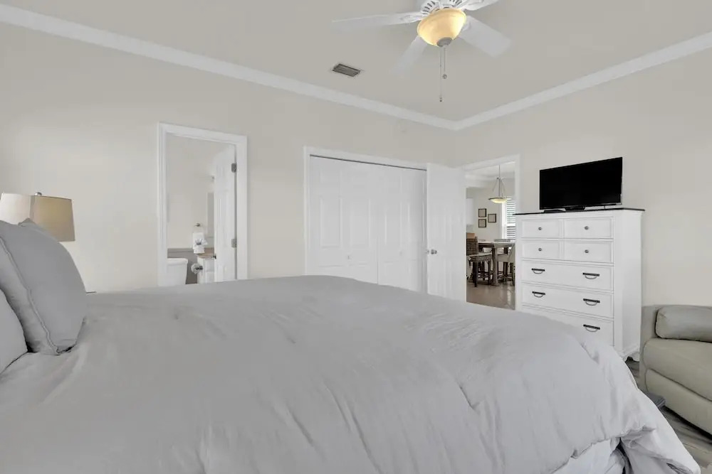 Spinnaker Pointe 3b 3 Bedroom Duplex by RedAwning