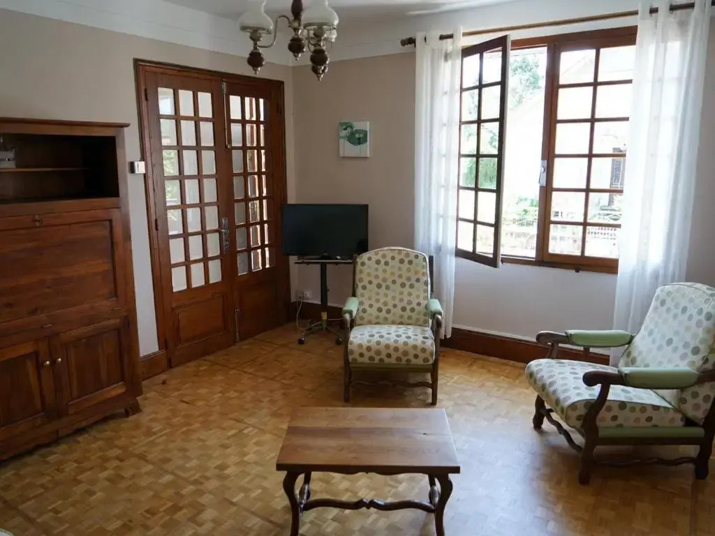 Gîte Le Buisson-de-Cadouin, 3 pièces, 4 personnes - FR-1-616-42