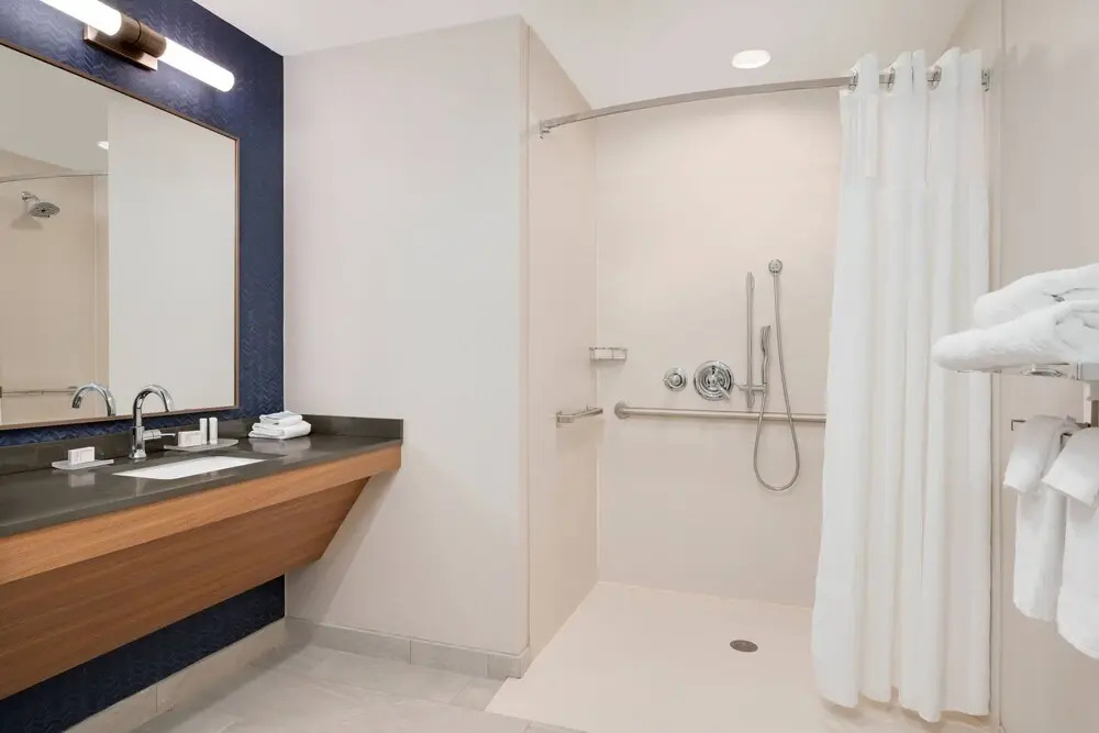Fairfield Inn & Suites by Marriott Madison