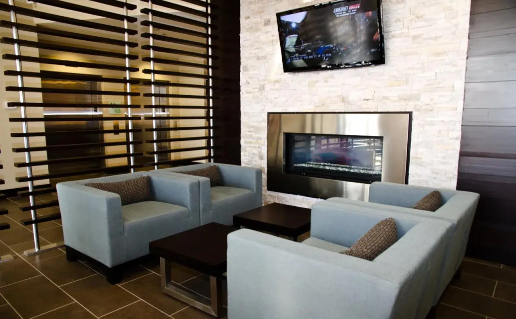 Holiday Inn & Suites Red Deer South