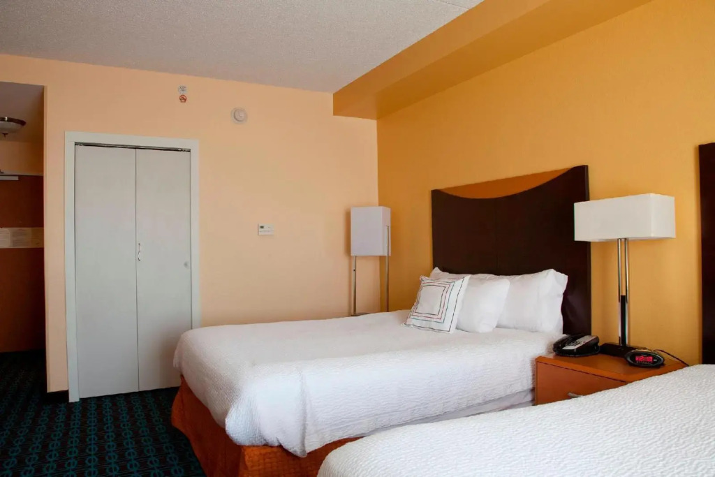 Fairfield Inn & Suites Bedford