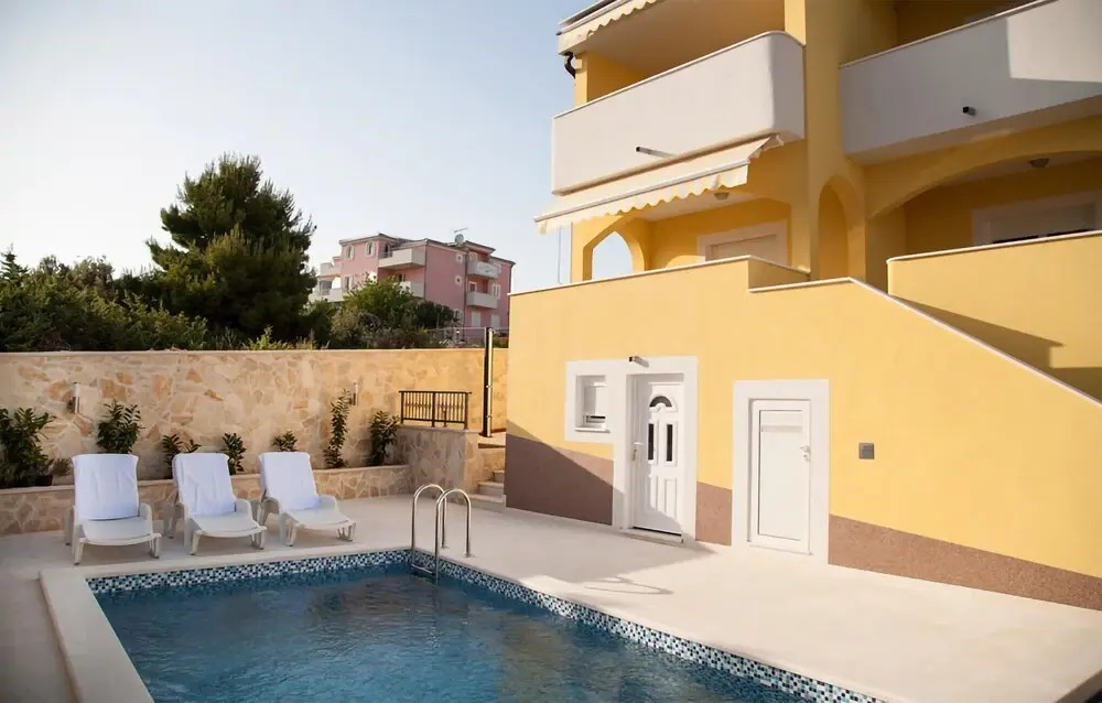 Awesome Apartment in Zecevo Rogoznicko With 1 Bedrooms, Wifi and Outdoor Swimming Pool