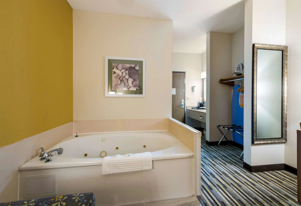 Quality Inn Michigan City South