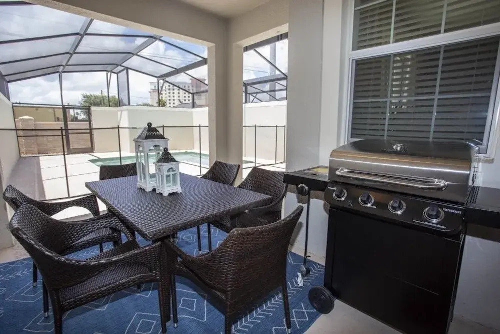 Luxury 4 Bed Villa For 10 Guests Townhouse