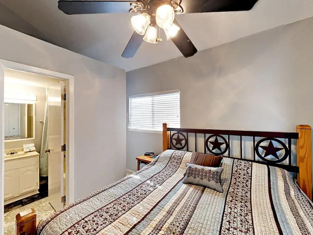 1601 July Lynn Dr 209 - 3 Bedroom Condo