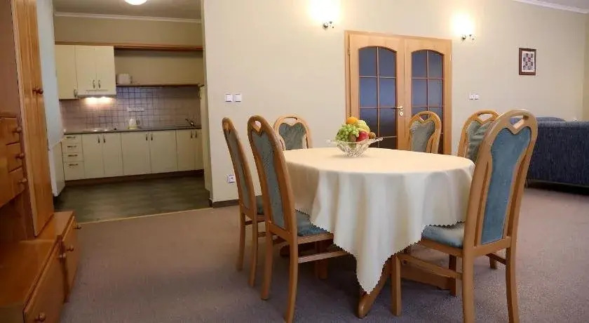 Riverside Apartments Thalia