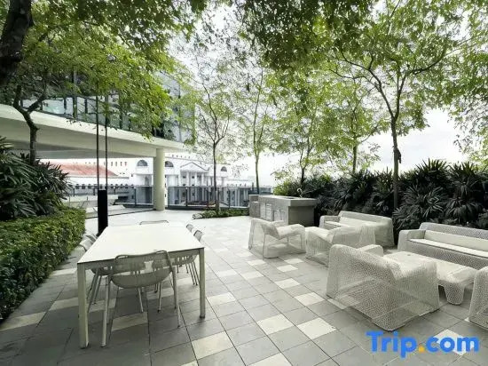 MK20 4BR@MET1 Residences Mont Kiara/MITEC (8 pax)
