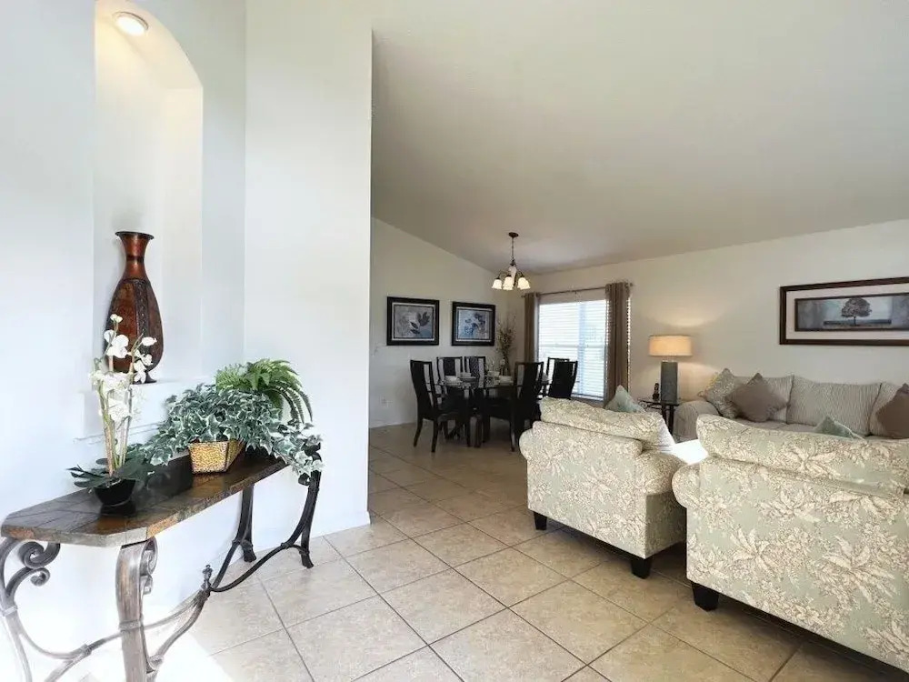 Cozy 4 Bed 3 Bath Pool Hm with Game Room-4450NP