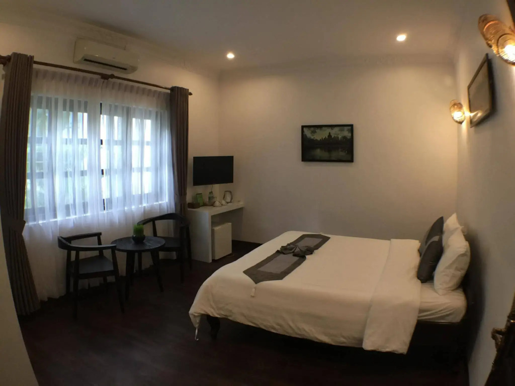 Angkor Yellow Villa
