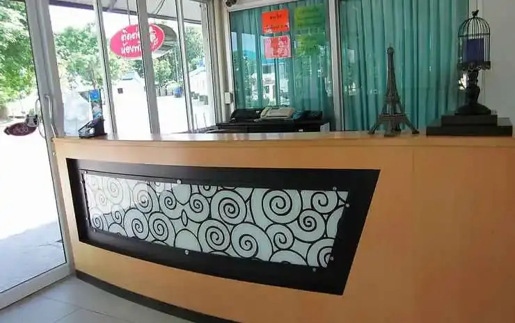 โรงแรมฟ้าพราวฝน Fah Proud Fon Hotel