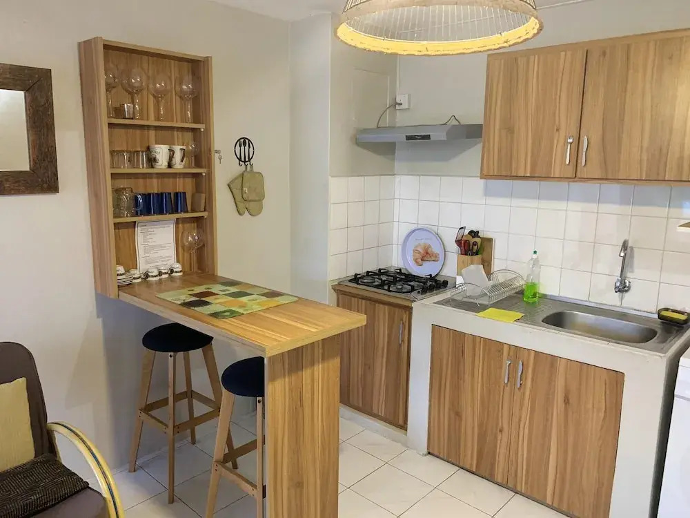 Studio in Grand Baie, With Pool Access, Furnished Terrace and Wifi - 1