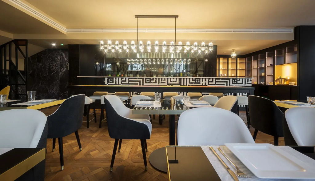 ICON Casona 1900 by Petit Palace