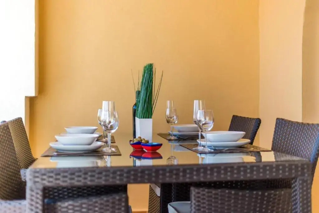 SAM2- 2 bedroom apartment close to Puerto Banus