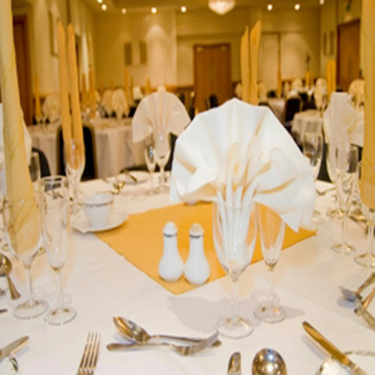 Palms Hotel & Retreat By Palette London Romford