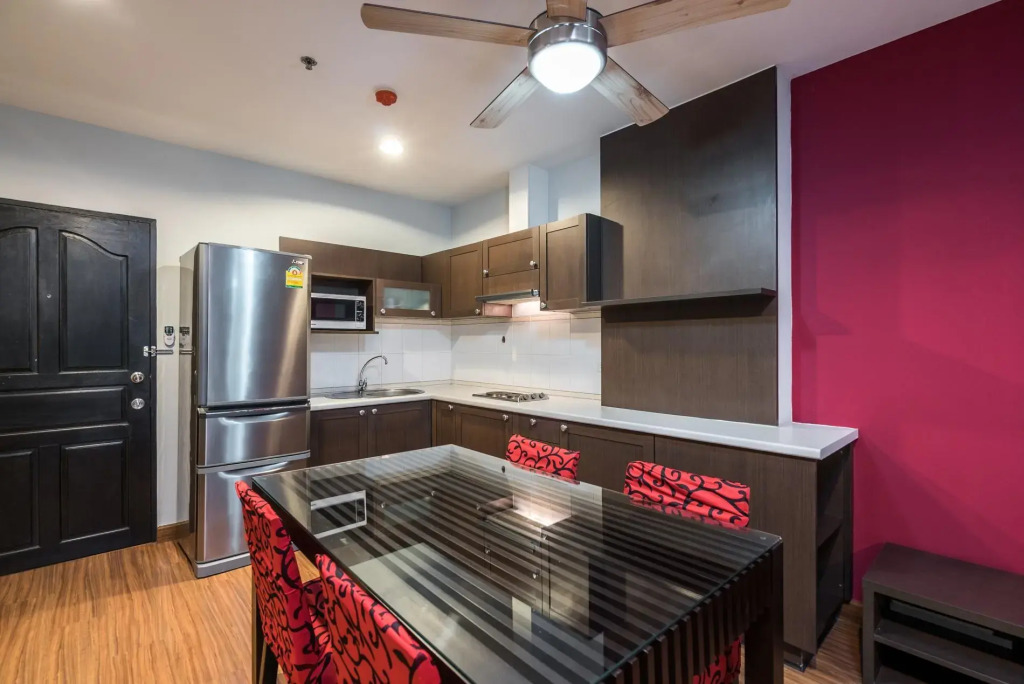 CENTRAL Patong apartment, 200 meters to Jungceylon PV74