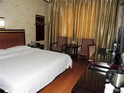 Junjia Bayisi Hotel