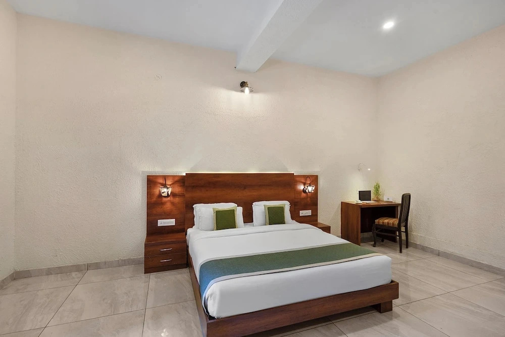 Alaya Stays Krishna Serenity Suite