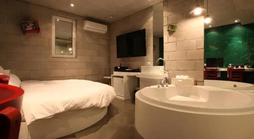 Hotel Pop 2