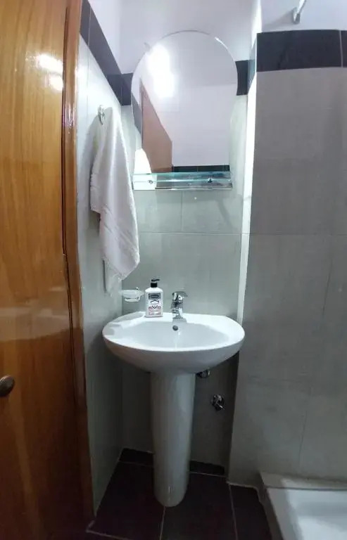 Polemarhos Guest House 10