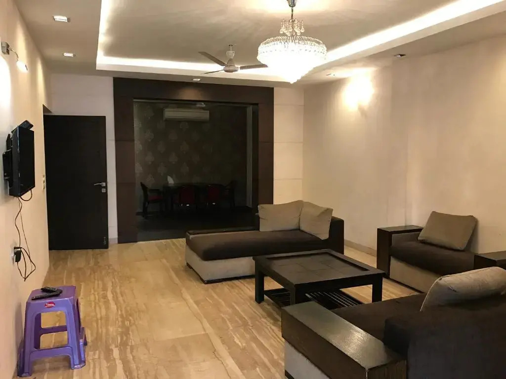 Spacious 3bhk apartment!